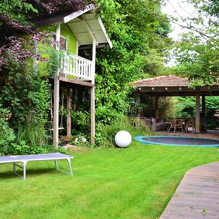 Gaestezimmer Mit Garten In Fischeln Homestay