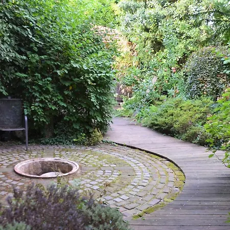 Gaestezimmer Mit Garten In Fischeln Krefeld
