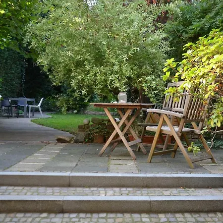 Homestay Gaestezimmer Mit Garten In Fischeln *