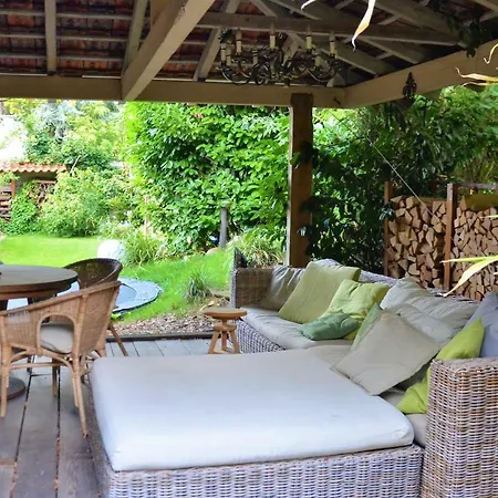 ホームステイ Gaestezimmer Mit Garten In Fischeln *