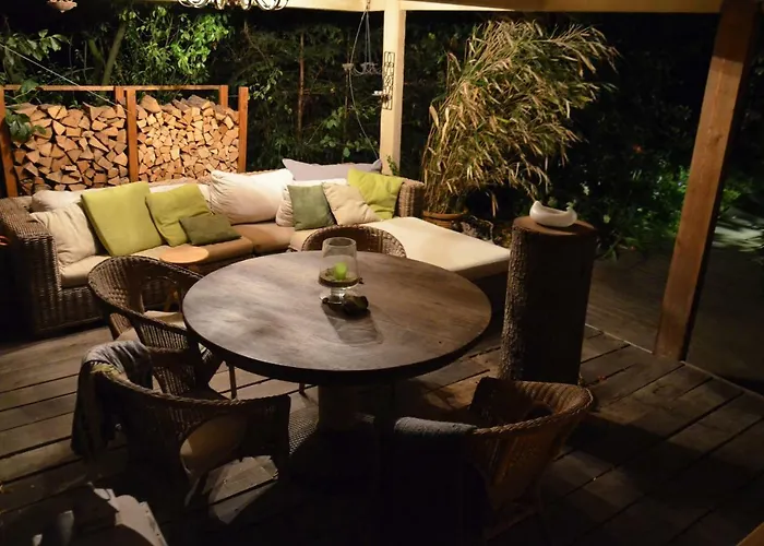 Gaestezimmer Mit Garten In Fischeln